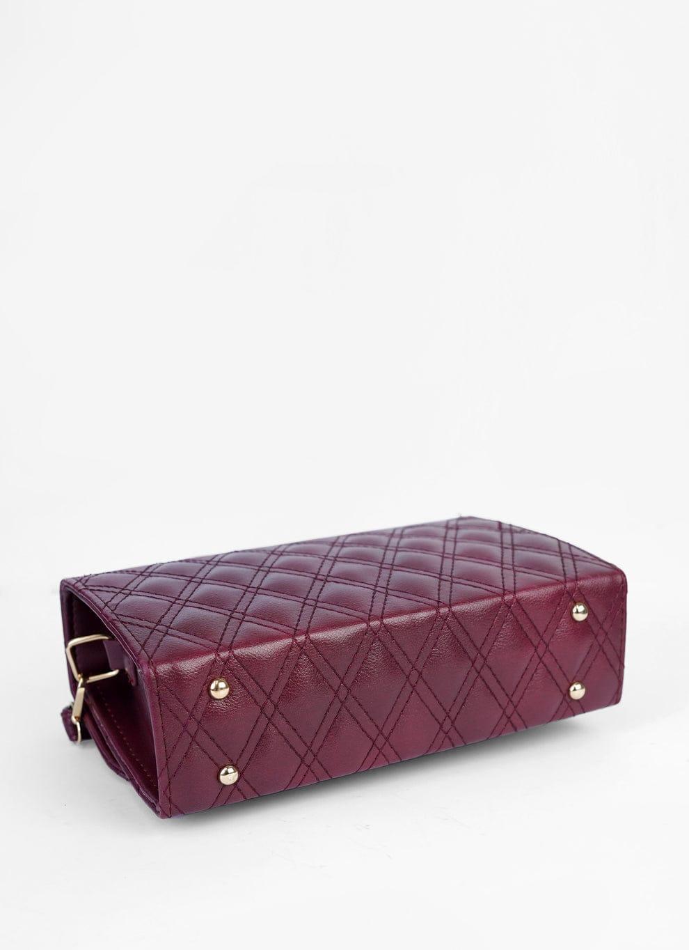 Embroidered Shoulder Bag – Elegant & Compact